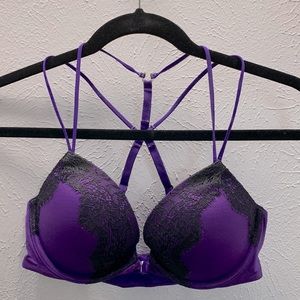 VS bras